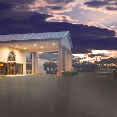 Super 8 By Wyndham Oxford Otel Dış mekan fotoğraf
