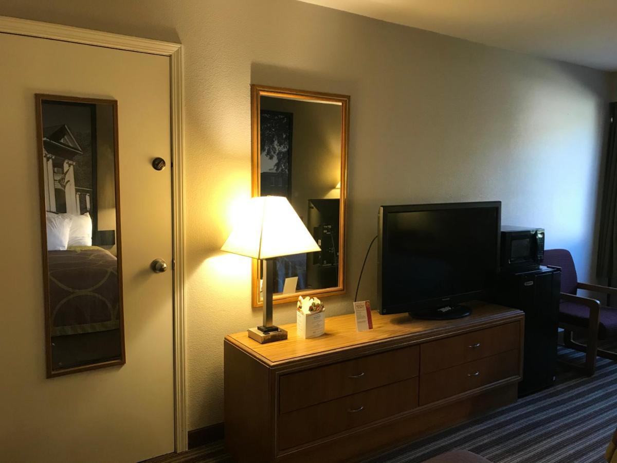 Super 8 By Wyndham Oxford Otel Dış mekan fotoğraf