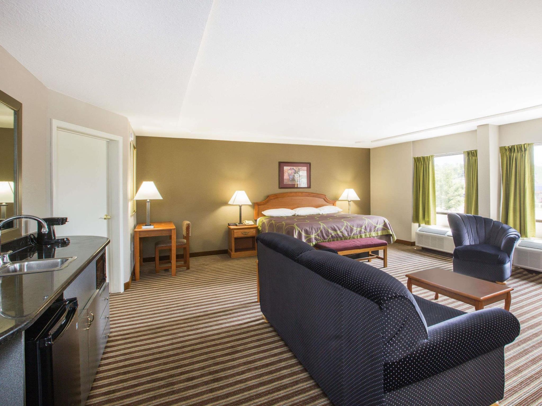 Super 8 By Wyndham Oxford Otel Dış mekan fotoğraf