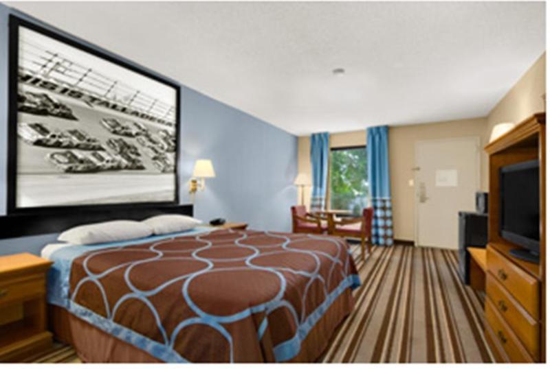 Super 8 By Wyndham Oxford Otel Dış mekan fotoğraf